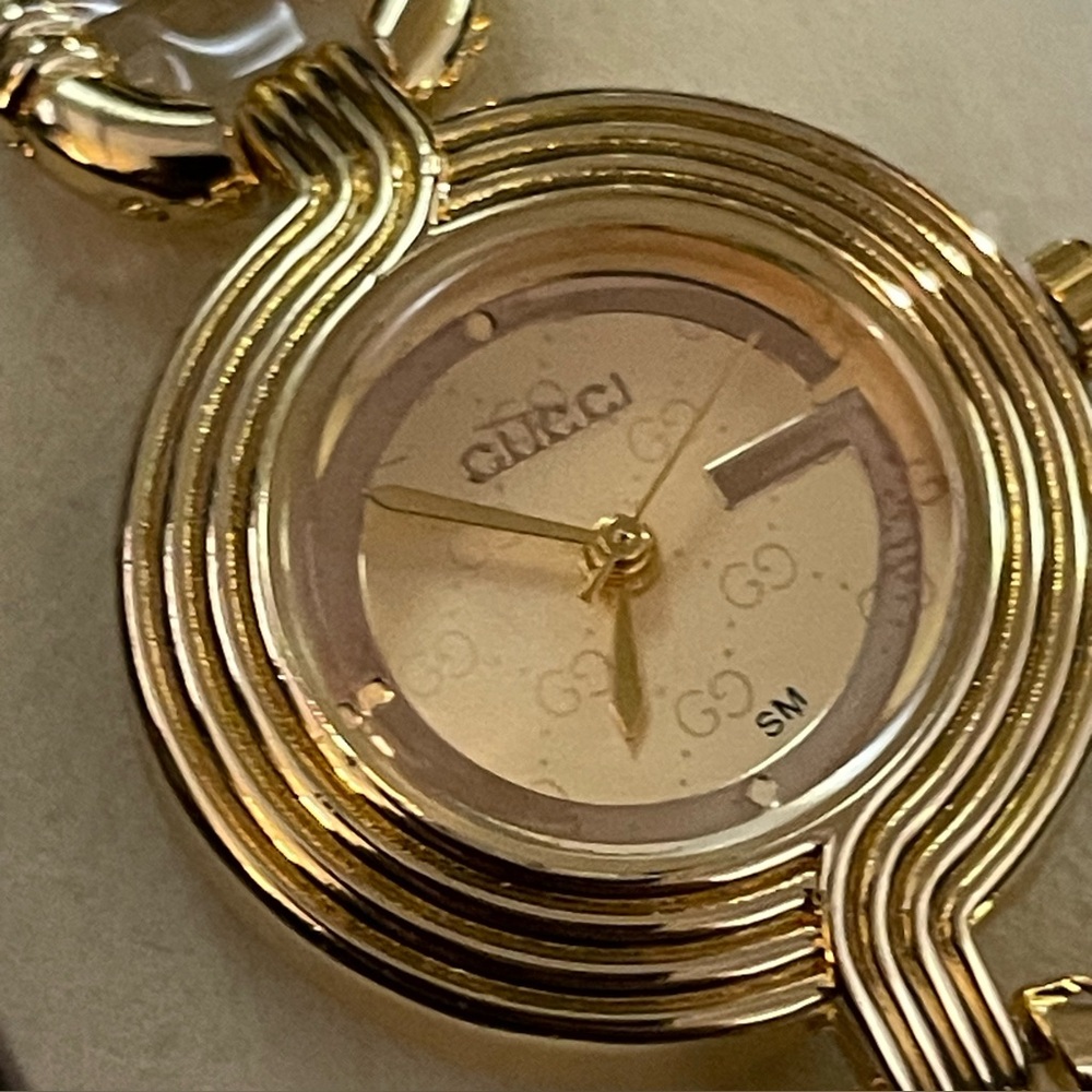 Women’s Fashion Gold Bracelet Watch Round Face Chain Strap - Picture 4 of 11